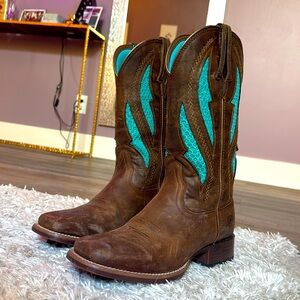 Cowgirl boots ✨